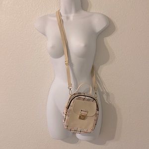 Mini crossbody bag
